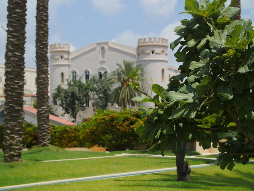 Andromeda Hill Apartments And Spa Tel Aviv Exterior photo